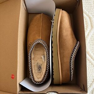 BRAND NEW Ugg Tasmans